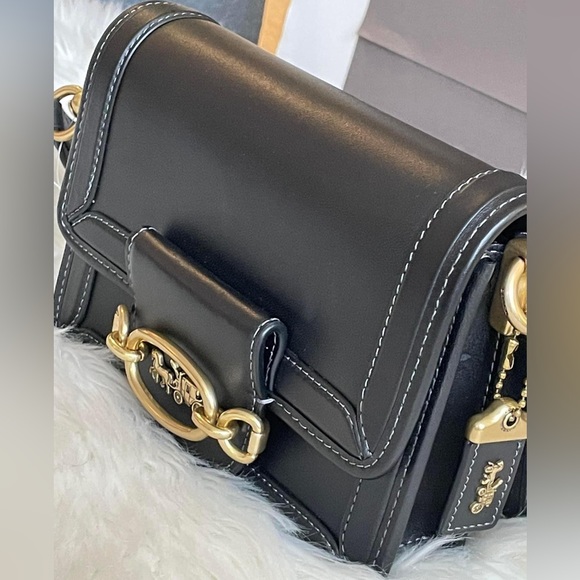 💰SOLD - C8441 - Coach Hero Crossbody - Picture 3 of 14